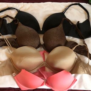 Victoria’s Secret Bras Size 32C (Lot of four)
